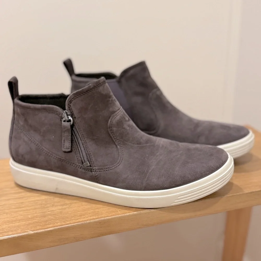 ECCO Side Zip Women’s  40 Charcoal Gray Nubuck Leather